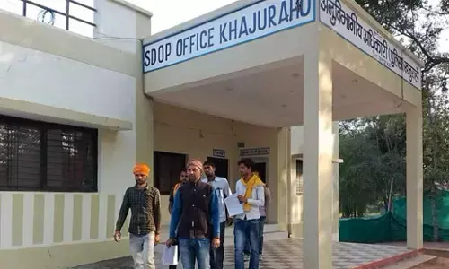 Chhatarpur News: अयोध्या राम मंदिर पुजारी की आपत्तिजनक डीपफेक फोटो वायरल, RSS कार्यकर्ताओं ने थाने में दिया आवेदन