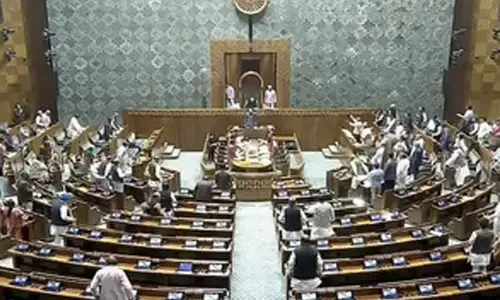 33 सांसद सस्पेंड: पीठासीन सभापति राजेंद्र अग्रवाल बोले-नियमों की अवहेलना के कारण कठोर फैसला करना पड़ा...