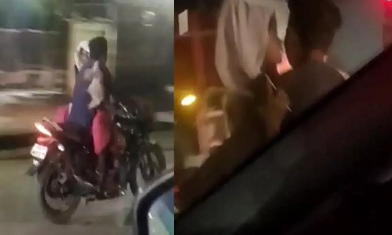 Durg में बाइक पर रोमांस: पेट्रोल टंकी पर बैठी लड़की और लड़के के गले में हाथ, तेज रफ़्तार पल्सर में रोमांस का Video वायरल...