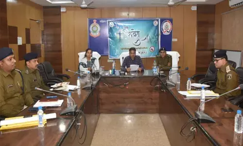 गरियाबंद पुलिस का नशे के खिलाफ नया सवेरा अभियान, ग्रामीणों के सहयोग से नशे के अवैध व्यापार पर लगेगी रोक