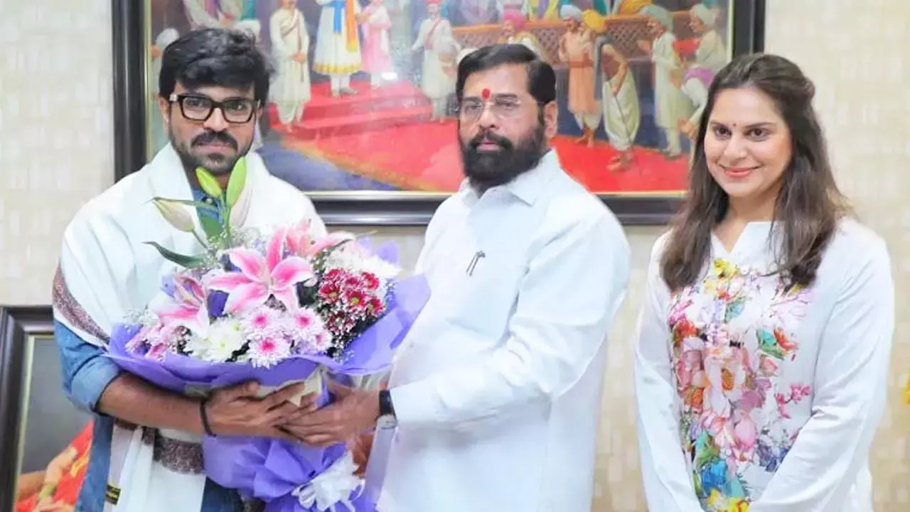 Ram Charan News: क्या राम चरण रखने वाले है राजनीति में कदम? पत्नी उपासना के साथ CM से की मुलाकात, सामने आईं तस्वीरें...