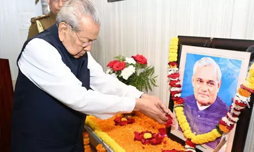 Raipur News: राज्यपाल ने पूर्व प्रधानमंत्री वाजपेयी की जयंती पर उन्हें नमन किया