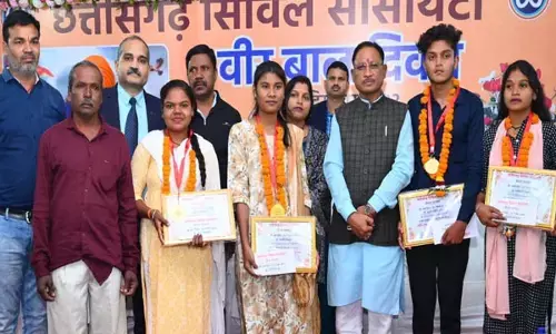 Veer Bal Diwas: सीएम विष्णुदेव वीरता दिखाने वाले छत्तीसगढ़ के चार बच्चों को 50-50 हजार देने का किया ऐलान