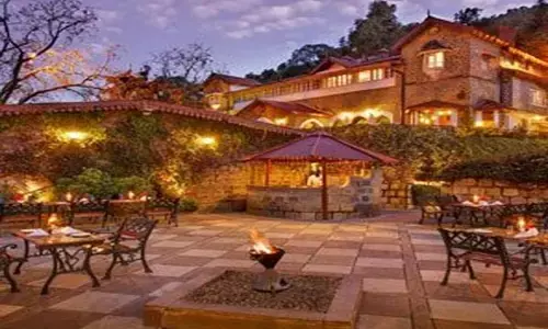 उत्तराखंड में नए साल के जश्न को लेकर बड़ा फैसला, 24 घंटे होटल-रेस्टोरेंट और ढाबे खुले रहेंगे