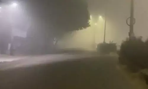 UttarPradesh Weather Update: घने कोहरे से ढका गाजियाबाद, 29 जिलों में अलर्ट जारी