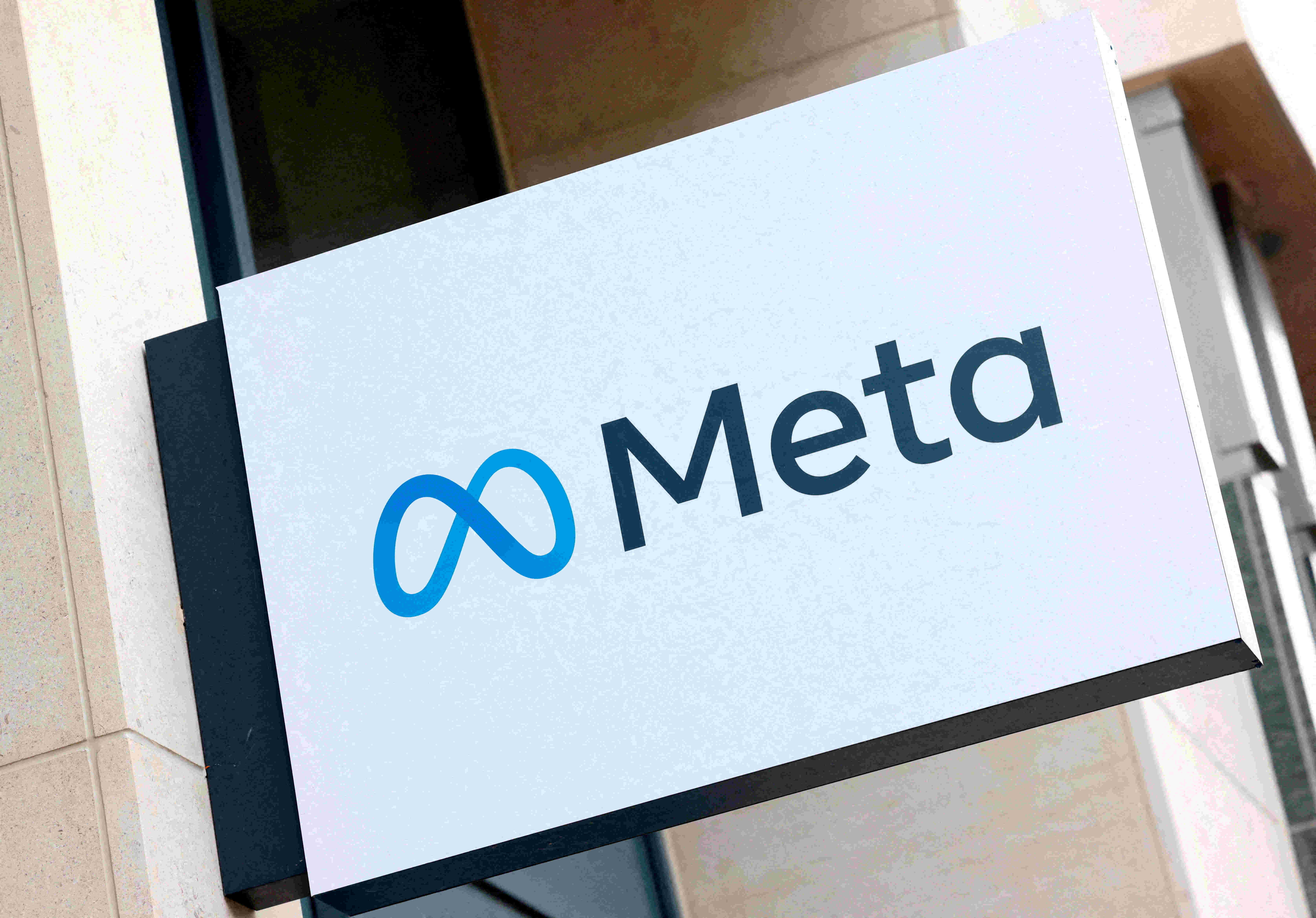 Chromecast Meta Quest News: Meta discontinues Chromecast feature from Quest VR headsets