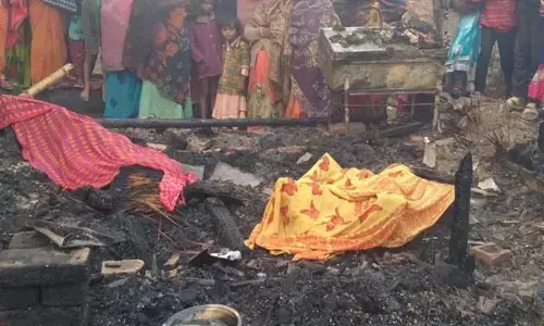 Bihar News: शॉर्ट सर्किट से घर में लगी आग, जिंदा जला पूरा परिवार, प्रेग्नेंट महिला समेत 4 की मौत