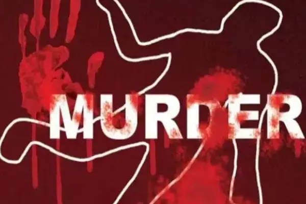 UP Honor killing: पिता ने बेटी और उसके प्रेमी की फावड़े से की हत्या, फिर खून से सना फावड़ा लेकर पहुंचा थाने
