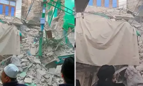 Ajmer Building Collapse: अजमेर की ख्वाजा गरीब नवाज की दरगाह के पास 3 मंजिला बिल्डिंग ढही, रेस्क्यू में जुटे अधिकारी