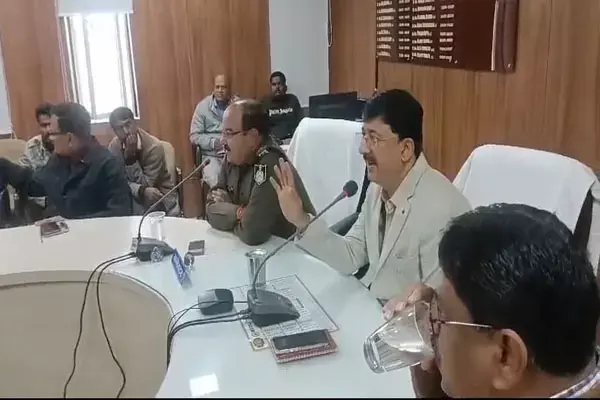 CM Dr. Mohan Yadav-MP News: ड्राइवर से औकात पूछने वाले कलेक्टर की छुट्टी, CM डॉ मोहन यादव बोले, ये गरीबों की सरकार...