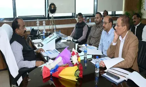 Arun Sao: छत्तीसगढ़ में गड्ढों वाली सड़कों की तत्काल हो मरम्मत, डिप्टी CM अरुण साव बोले-निर्माण गुणवत्ता में नहीं हो कोई समझौता...