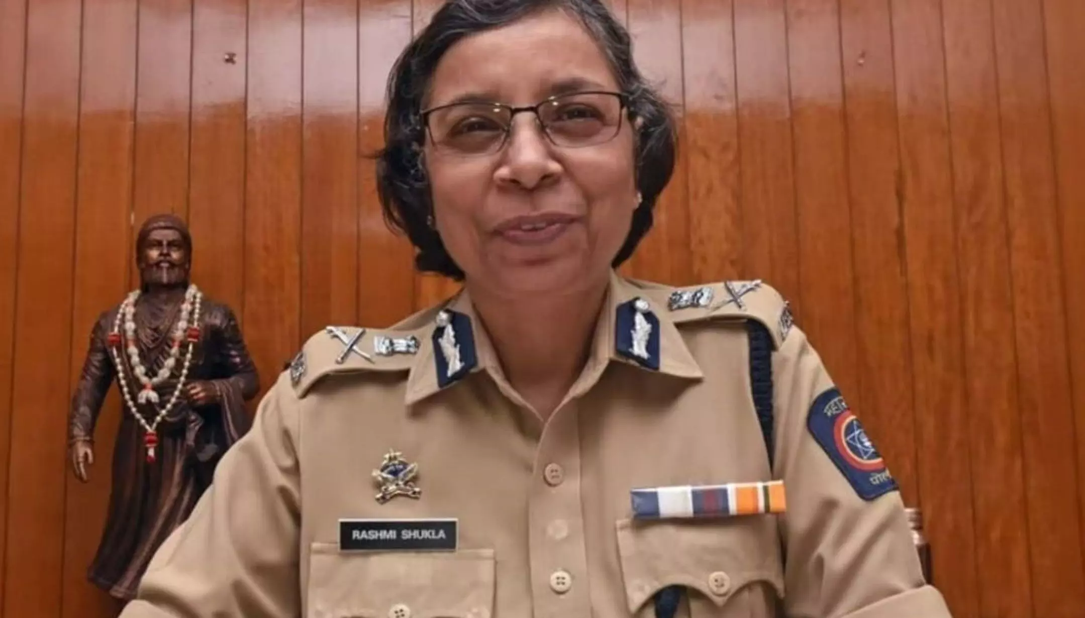 Rashmi Shukla News: महाराष्ट्र की नई डीजीपी बनीं IPS रश्मि शुक्ला, 1988 बैच की हैं आईपीएस अधिकारी Rashmi Shukla News: महाराष्ट्र की नई डीजीपी बनीं IPS रश्मि शुक्ला, 1988 बैच की हैं आईपीएस अधिकारी