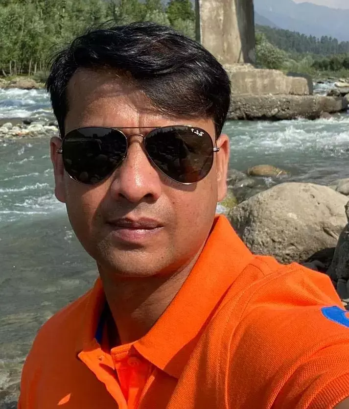 IPS Myank Shrivastva: छत्‍तीसगढ़ सरकार के जनसंपर्क के कमिश्नर आईपीएस मयंक श्रीवास्‍तव का जीवन परिचय हिंदी में