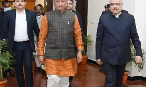 CM Vishnu Deo Sai: CM विष्णु देव साय से HC के चीफ जस्टिस रमेश सिन्हा ने की मुलाकात, भर्तियों के संबंध में विचार-विमर्श...