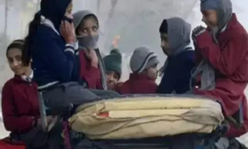 Delhi AQI News : ठंड के साथ बढ़ रहा है प्रदूषण का स्तर, ग्रेटर नोएडा में एक्यूआई लाल निशान के पार