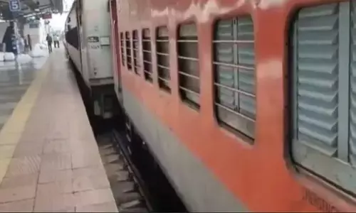 Telangana News Hindi: नामपल्ली रेलवे स्टेशन पर चारमीनार एक्सप्रेस डिरेल, हैदराबाद से चेन्नई जा रही थी ट्रेन