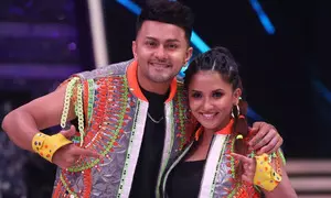 Entertainment News: रिहर्सल के दौरान अवेज दरबार को लगी चोट, झलक दिखला जा को कहा अलविदा... Entertainment News: रिहर्सल के दौरान अवेज दरबार को लगी चोट, झलक दिखला जा को कहा अलविदा...