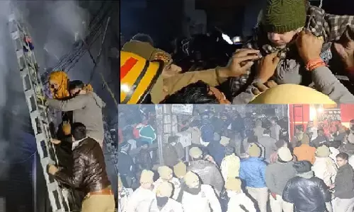 Kanpur Fire News: कानपूर में भीषण हादसा, इमारत में आग, शीशे तोड़ बचाए गए 30 लोग, दमकल की 11 गाड़ियों ने पाया काबू