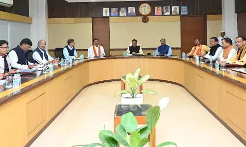 Vishnudeo Sai Cabinet Meeting: कैबिनेट ब्रेकिंग: प्रदेश के बेरोजगार युवाओं के हित में सरकार का बड़ा फैसला, राजनीतिक मामले वापस लेगी सरकार