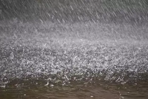 Jharkhand Weather Update: आज झारखंड में बारिश की संभावना, 19 से 21 जनवरी तक छाया रहेगा कोहरा