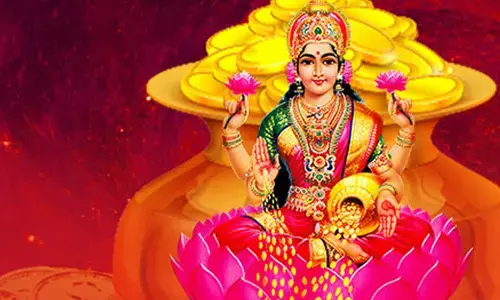 Friday Jyotish Tips: भरा रहेगा आपके घर अन्न धन का भंडार, शुक्रवार के ये उपाय बनायेंगे आपको धनवान