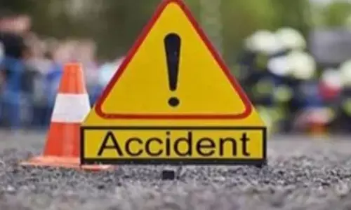 Uttar Pradesh News: आगरा में दर्दनाक हादसा, अनियंत्रित होकर कार नहर में गिरी, चार की मौत