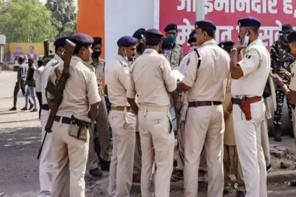 Bihar News: प्राण प्रतिष्ठा को लकेर अलर्ट मोड पर बिहार पुलिस, 27 जनवरी तक पुलिसकर्मियों की छुट्टियां रद्द