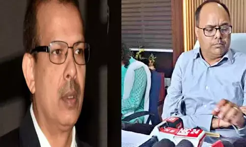 Bihar News: ठंड की छुट्टी पर 2 आईएएस में ठनी: कलेक्‍टर ने जारी किया स्‍कूलों में अवकाश का आदेश, एसीएस बोले-यह कैसी सर्दी जो...