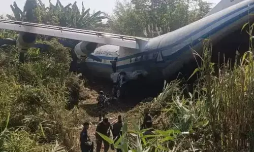 Langpui Airport: मिजोरम में बड़ा हादसा, लेंगपुई हवाई अड्डे पर म्यांमार सेना का विमान हुआ दुर्घटनाग्रस्त