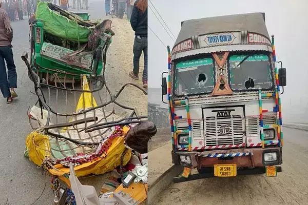UP News; भीषण सड़क हादसे में 12 की मौत: तेज रफ़्तार ट्रक ने टैक्सी को मारी टक्कर, महिलाओं बच्चे सहित 12 श्रद्धालुओं की गई जान