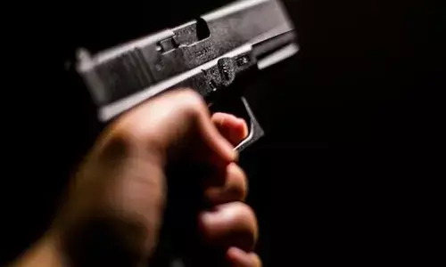 MP News: कांग्रेस नेता पर हमला, देर रात घर पर हुई फायरिंग, बाल - बाल बचे