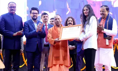 Uttar Pradesh News : खेलो इंडिया सेंटर की तर्ज पर हर ब्लॉक में खेलो यूपी सेंटर की स्थापना : मुख्यमंत्री योगी