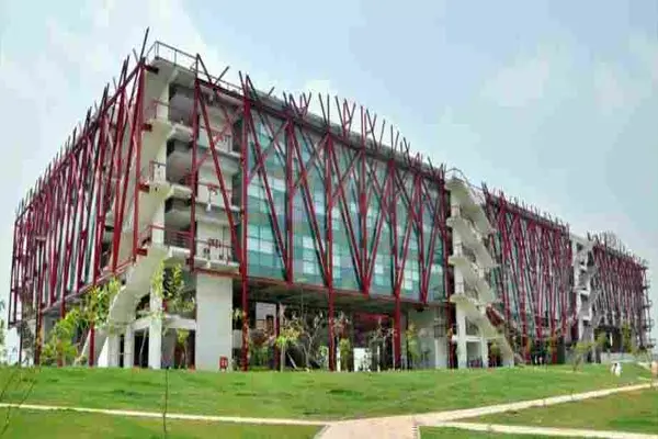 O.P. Jindal Global University : ओ.पी. जिंदल ग्लोबल यूनिवर्सिटी ने विश्व स्तर पर भारत को सॉफ्ट पावर बनाने के लिए नए जिंदल इंडिया इंस्टीट्यूट की स्थापना की