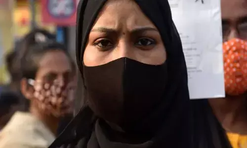 Rajasthan News: राजस्थान के स्कूलों में लग सकता है हिजाब पर बैन, सरकार जल्द लेगी फैसला