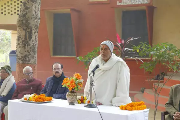 अवधूत भगवान राम कुष्ठ सेवा आश्रम में कुष्ठ निवारण दिवस
