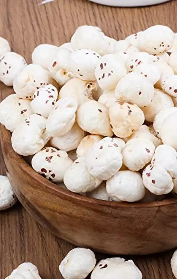 Makhana Dry Fruit: वरदान है महिला-पुरुषों के लिए मखाना ड्राई फ्रूट, इन गंभीर बीमारियों से दिलाएगा छुटकारा...