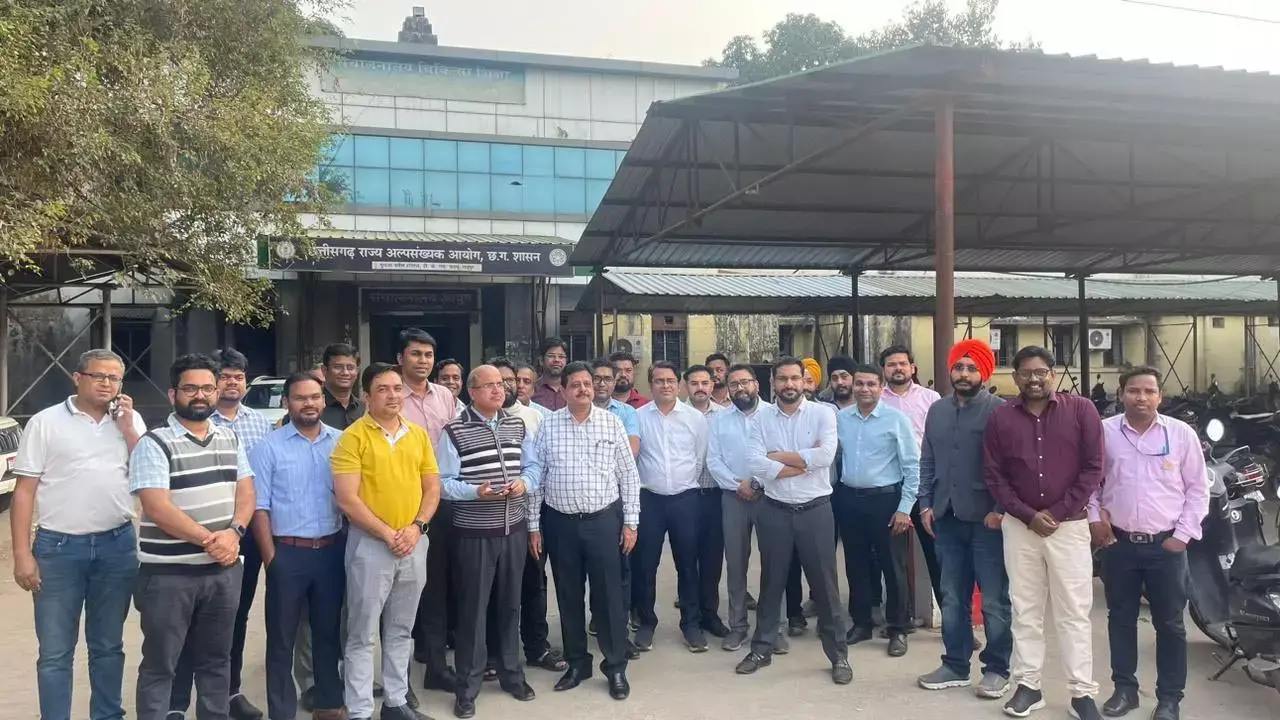 निजी अस्पताल संचालकों ने आयुष्मान योजना की राशि के लिए नोडल आफिस को घेरा, 348 करोड़ बकाया...