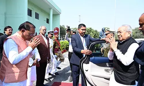 Budget Session of CG Assembly: Live विधानसभा का बजट सत्र: देखें फोटो- राज्‍यपाल विश्‍वभूषण पहुंचे विधानसभा