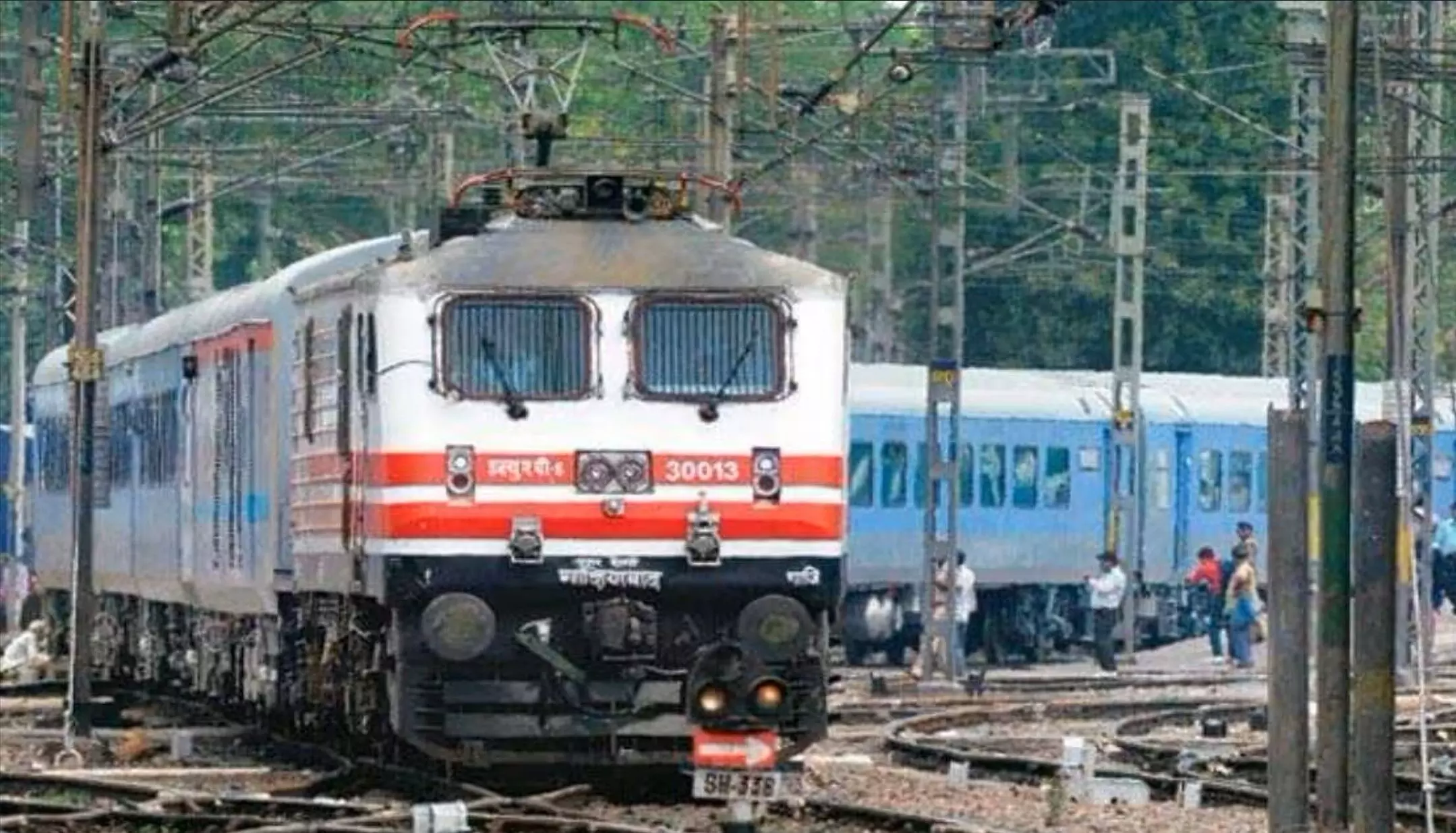 Crime News Hindi: रेलवे नौकरी के नाम पर 21 करोड़ की ठगी, 300 उम्मीदवारों को चूना लगाने वाला ठग गिरफ्तार Crime News Hindi: रेलवे नौकरी के नाम पर 21 करोड़ की ठगी, 300 उम्मीदवारों को चूना लगाने वाला ठग गिरफ्तार