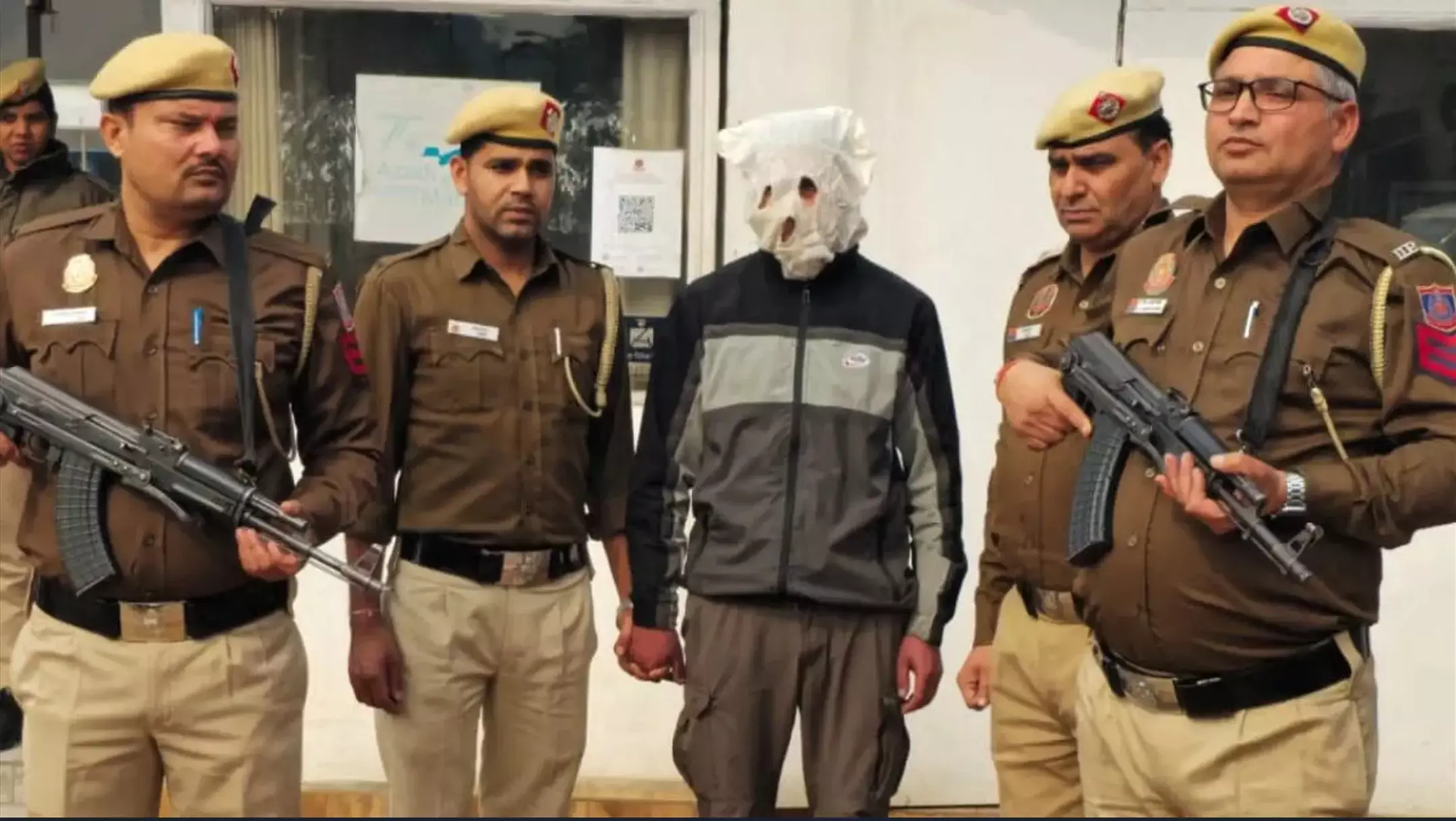 Delhi Crime News: दिल्ली पुलिस को मिली बड़ी कामयाबी, नई दिल्ली रेलवे स्टेशन से लश्कर-ए-तैयबा का आतंकी गिरफ्तार