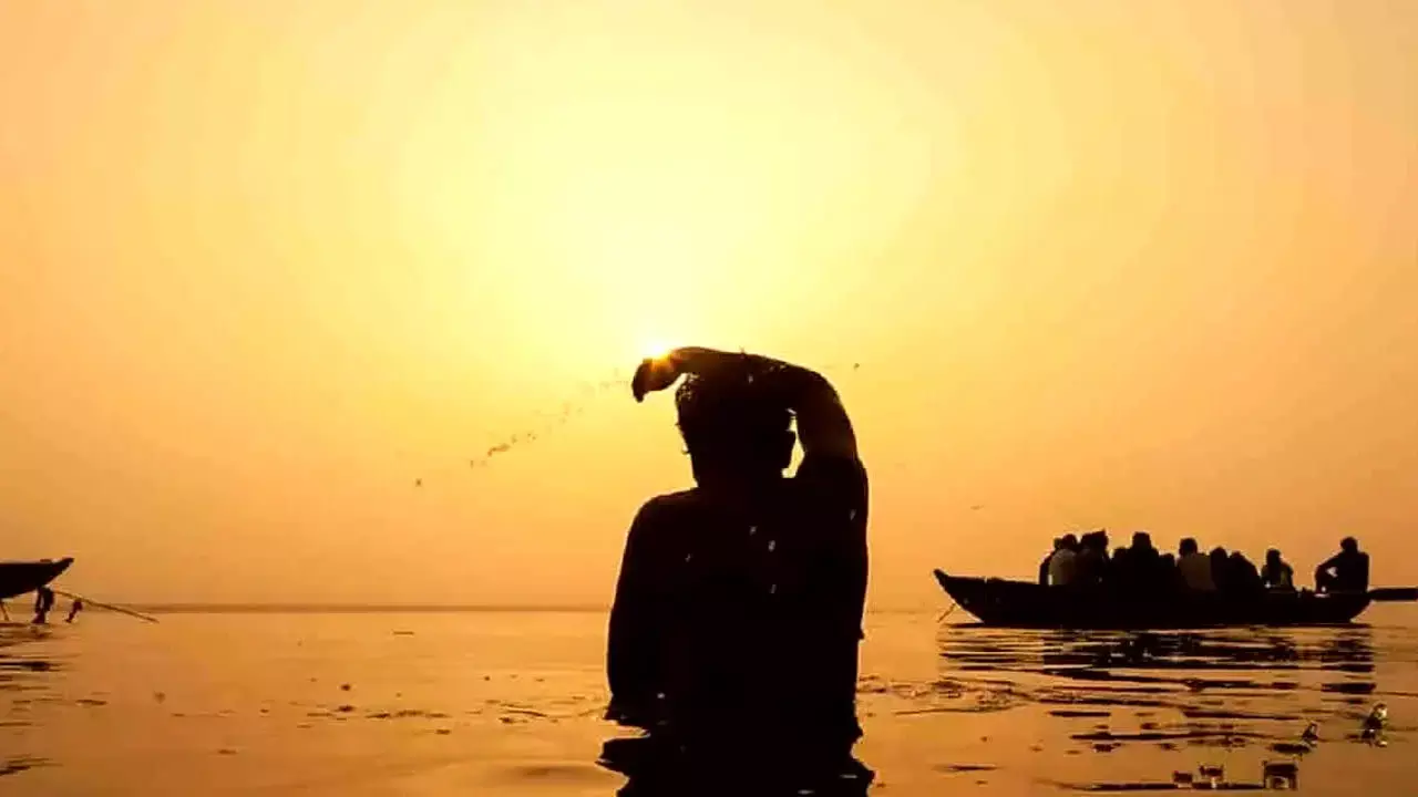 Mauni Amavasya: मौनी अमावस्या का धार्मिक महत्व क्या है, जानिए इस दिन किये जाने वाले काम