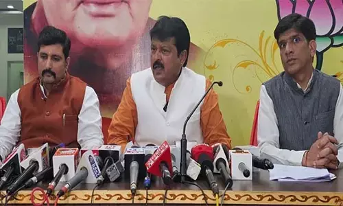 UPA vs NDA: यूपीए बनाम एनडीए पर सीजी बीजेपी की प्रेसवार्ता: बीजेपी ने जारी किया आंकड़ा, मोदी के कार्यकाल में मजबूत हुई है भारत की अर्थव्‍यवस्‍था