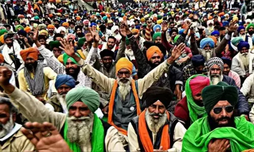 Farmers Protest: इंटरनेट बंद, 15 जिलों में धारा-144, 2 स्टेडियम में बनाए गए जेल, किसानों को रोकने के लिए पुलिस ने किए ये इंतजाम