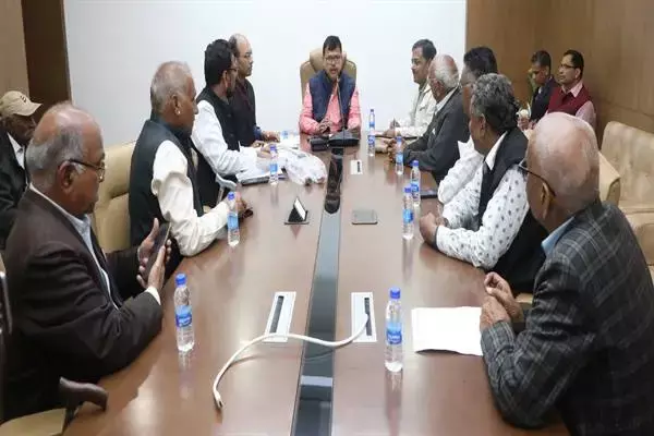 MP में जल्द मिलेगी विद्युत मण्डल पेंशनर्स को खुशखबरी! उर्जा मंत्री बोले-समस्याओं पर लेंगे सकारात्मक निर्णय...