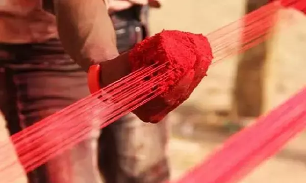 Uttar Pradesh News: चाइनीज मांझे से गला कटने से युवक की मौत, बैन होने के बावजूद बिक रहे चाइनीज मांझे