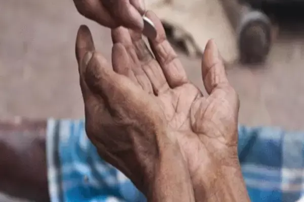 MP News: NHRC ने MP सरकार को भेजा , बच्चों से भीख मंगवाकर लाखों कमाने वाली महिला के मामले में मांगी रिपोर्ट