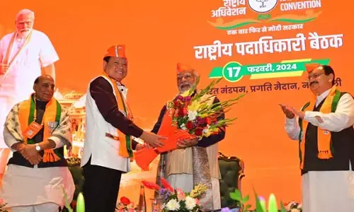 BJP Meeting: दिल्‍ली में बीजेपी की बड़ी बैठक: देशभर से पहुंचे हैं पार्टी के नेता, मंच पर केवल 4 लोग, देखें फोटो और वीडियो