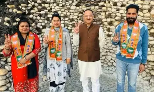 Chandigarh Mayor Election: सुप्रीम कोर्ट में सुनवाई से पहले मेयर का इस्तीफा, AAP के 3 पार्षद BJP में