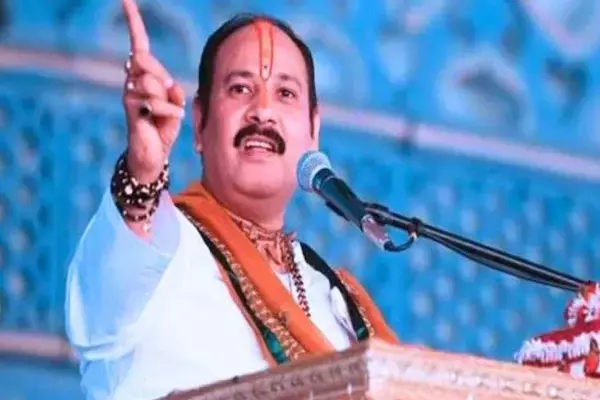 Pandit Pradeep Mishra: पंडित प्रदीप मिश्रा को मिली जान से मारने की धमकी, सांसद ने की अमित शाह से सुरक्षा की मांग
