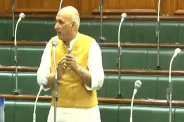 Bihar Assembly News: विधानसभा में गूंजा केके पाठक का मुद्दा, पूर्व शिक्षा मंत्री फोन निकाल दिखाने लगे वीडियो, हुआ हंगामा